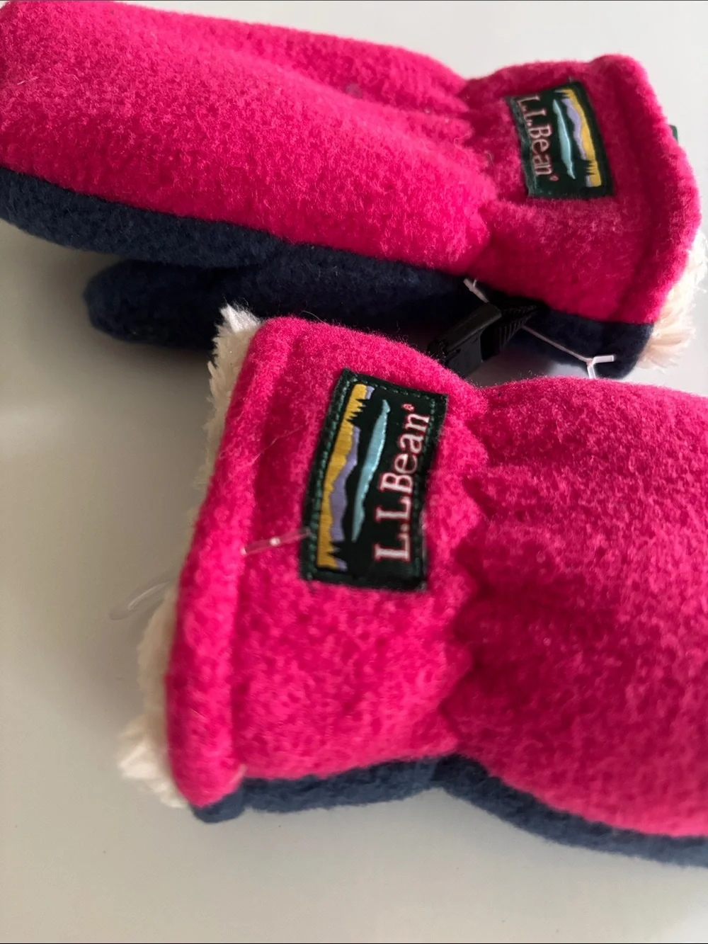 L.L. Bean Kids Bright Pink Fleece Mittens